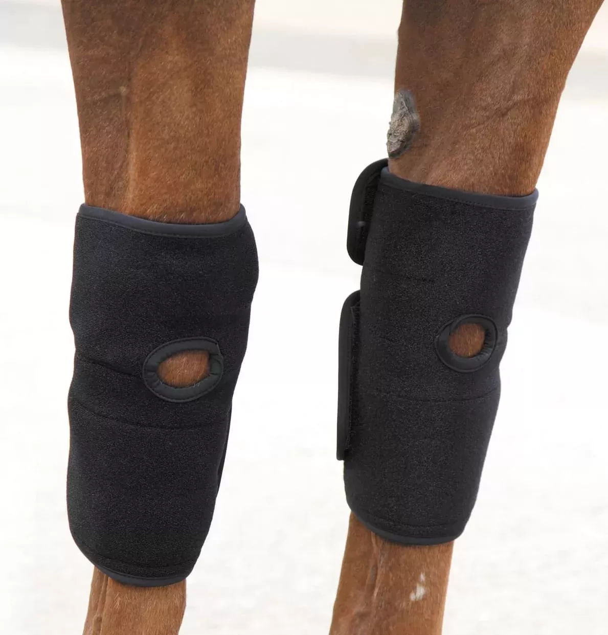 Arma Hot/Cold Joint Relief Boots