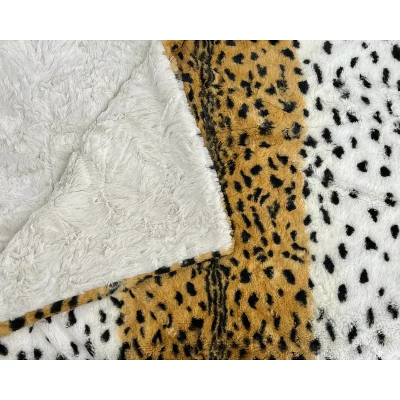 Blankets- Minky Puppy Buddies Midnight Chevron