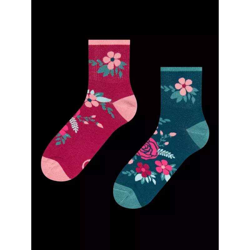 Crew Socks Rosehip Flowers