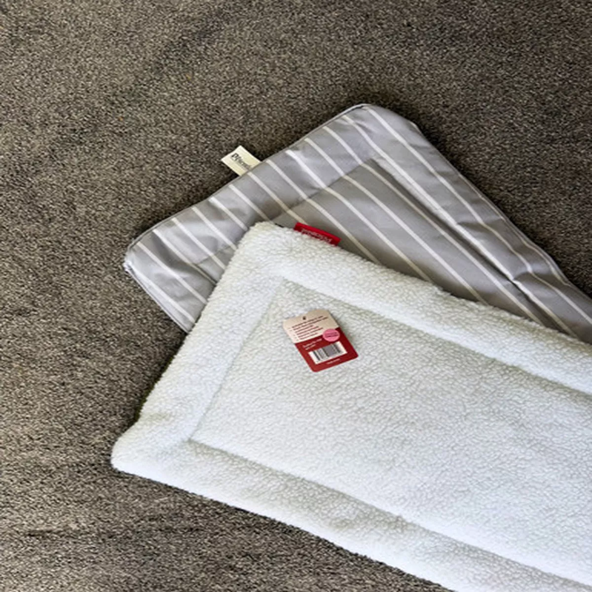 Cushioned Striped Pet Mat