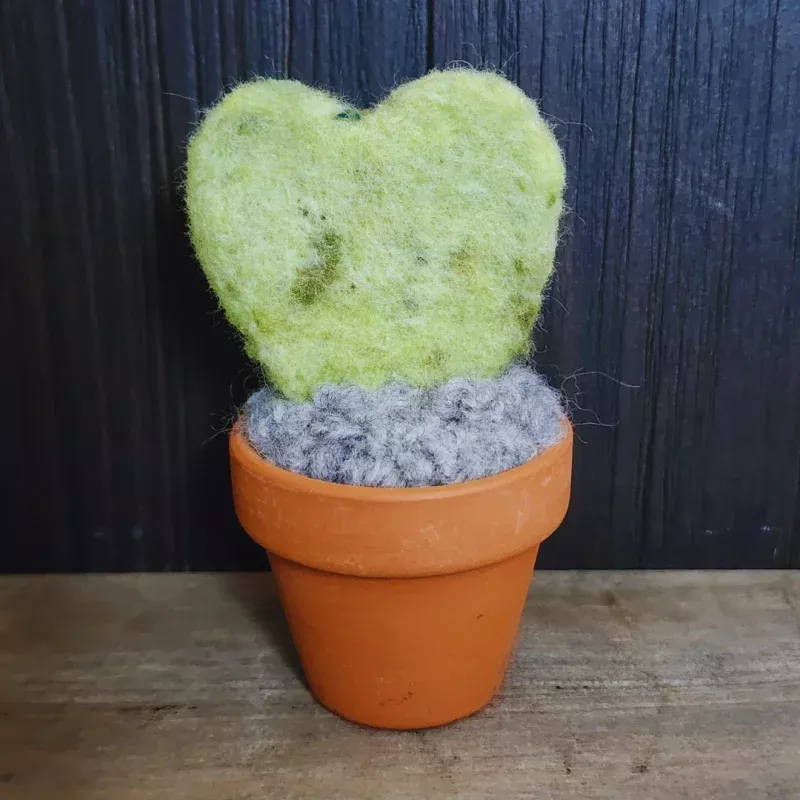 Handmade Potted Wool Hoya Heart Plant