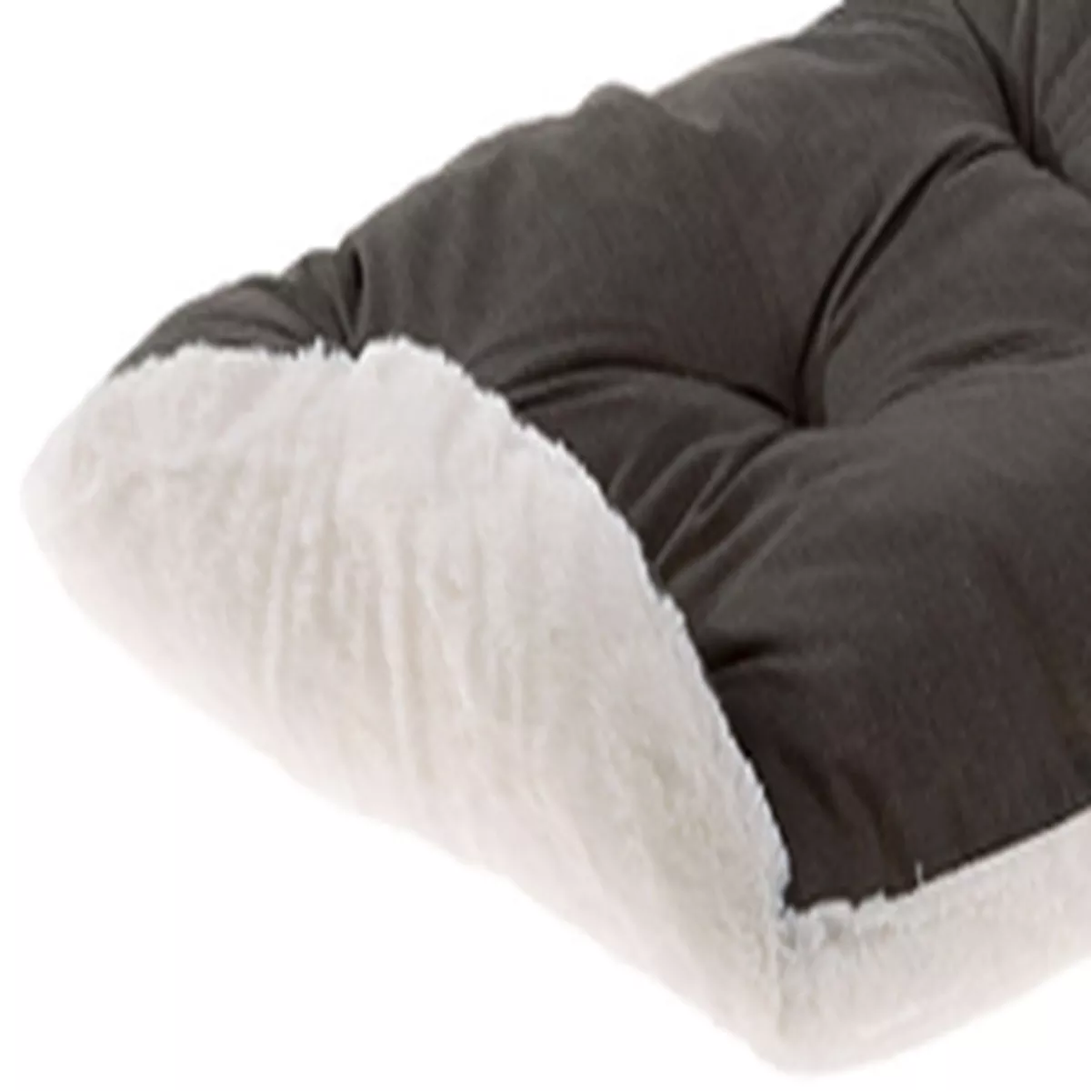 RELAX WITH FUR