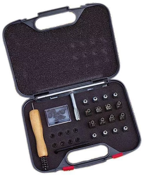 Roma Horse Shoe Stud Kit