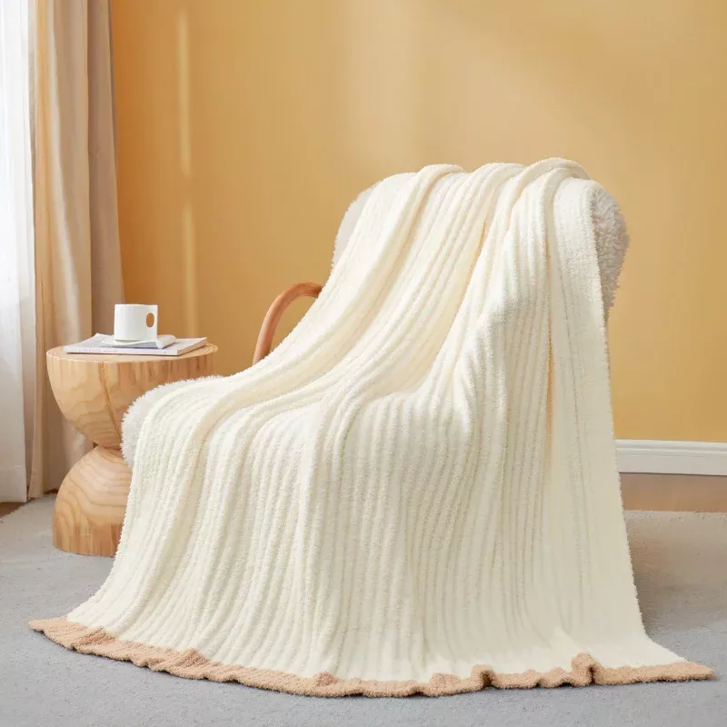 Soft Ribbed Feather Yarn Throw Blanket Cream White